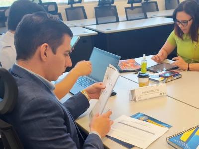 Análisis Documental - UNAH CU